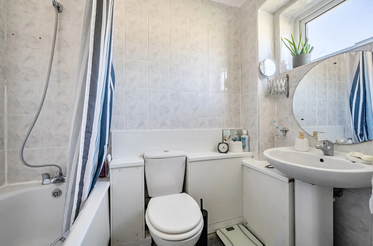 Woodies Close, Binfield, Bracknell, Berkshire, RG42 4EH, photo 7