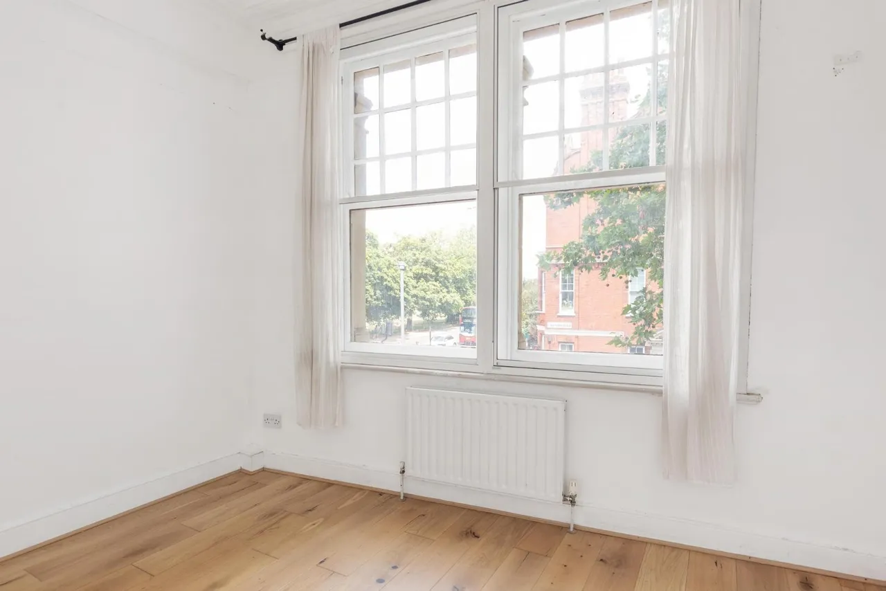 Cavendish Parade, Clapham South, SW4, photo 4