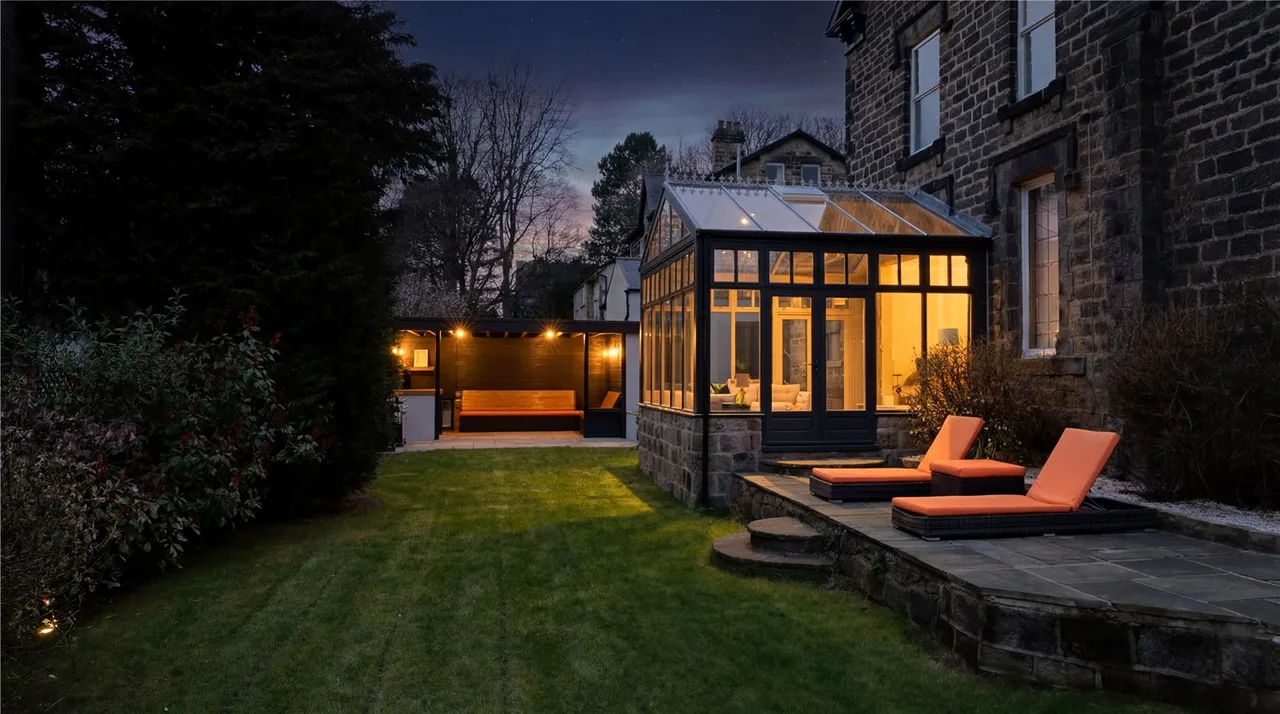 Old Park Road, Roundhay, photo 22