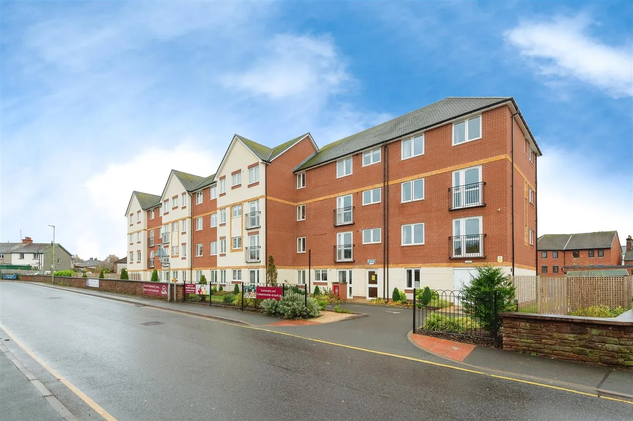 1 bed flat for sale, Roper Street, Penrith, CA11
