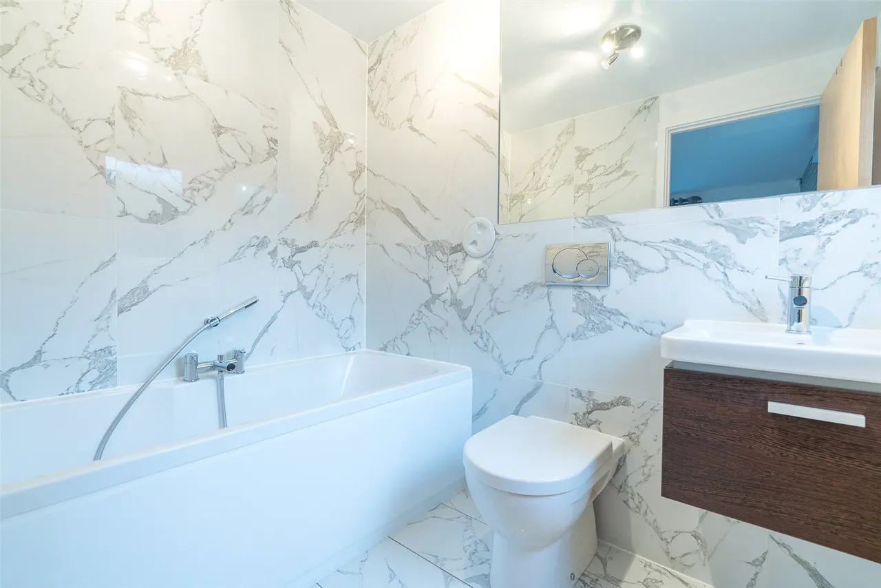 Broughton Road, Edinburgh, EH7, photo 9