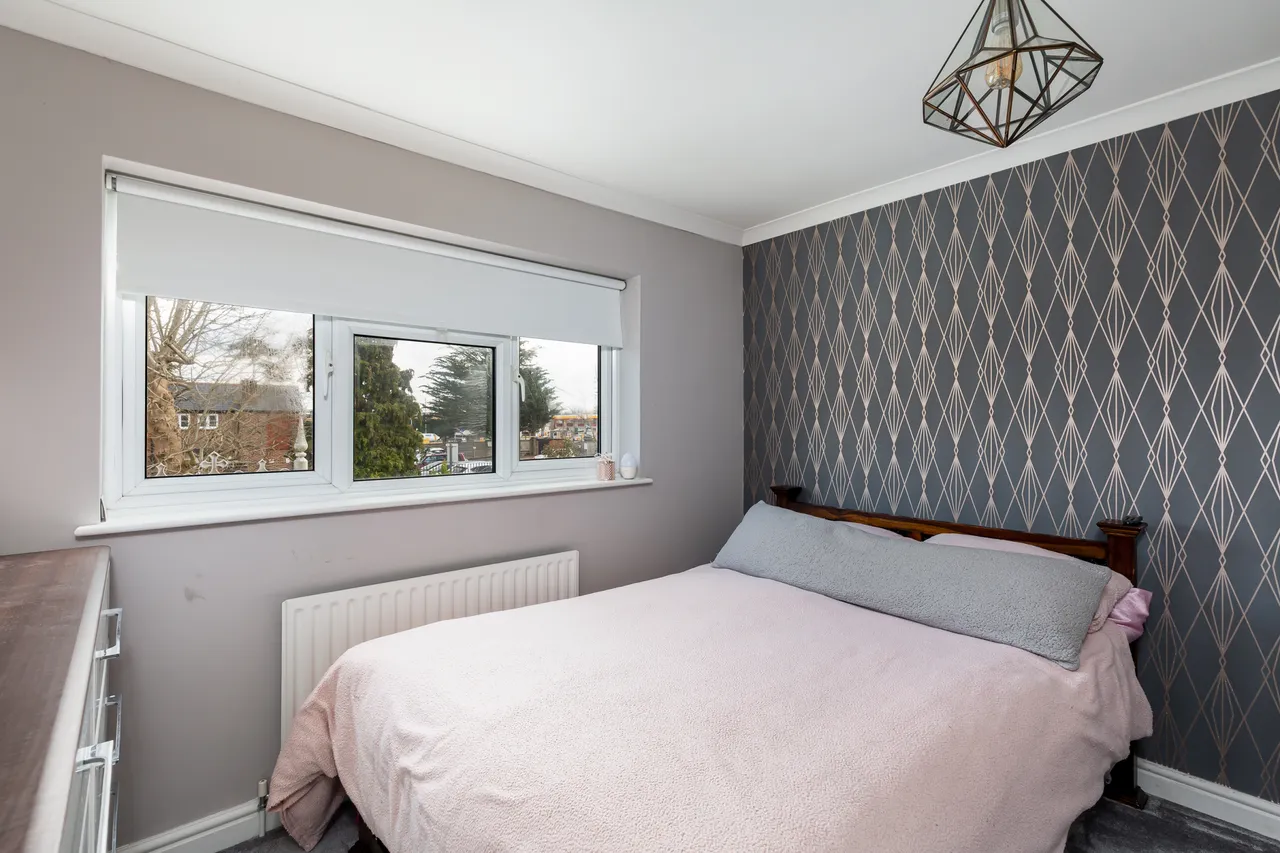 Benhams Drive, Horley, RH6, photo 8