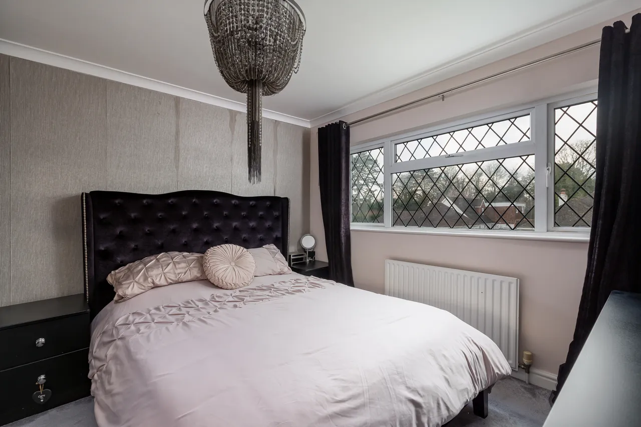 Benhams Drive, Horley, RH6, photo 7