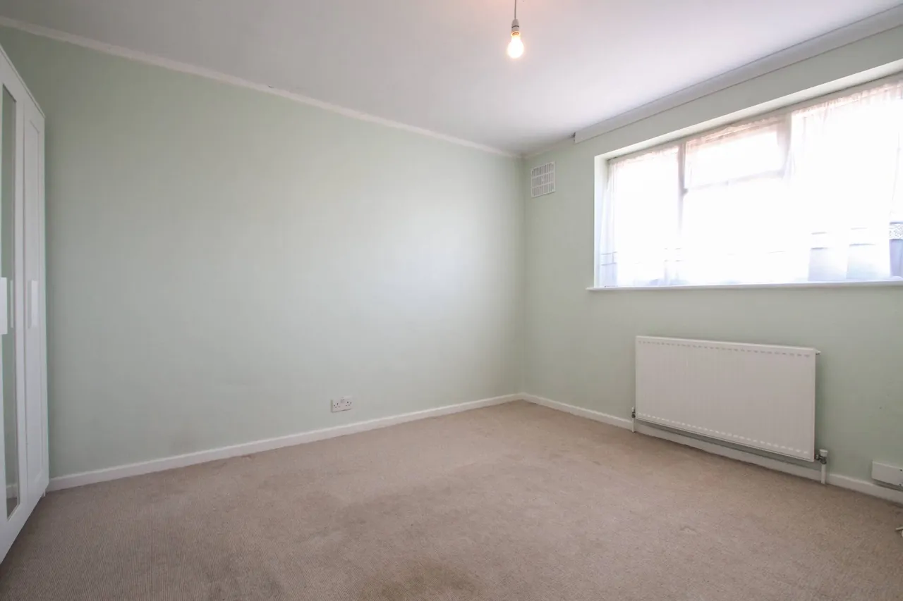 Elmstead Crescent, Welling, Kent, DA16, photo 4