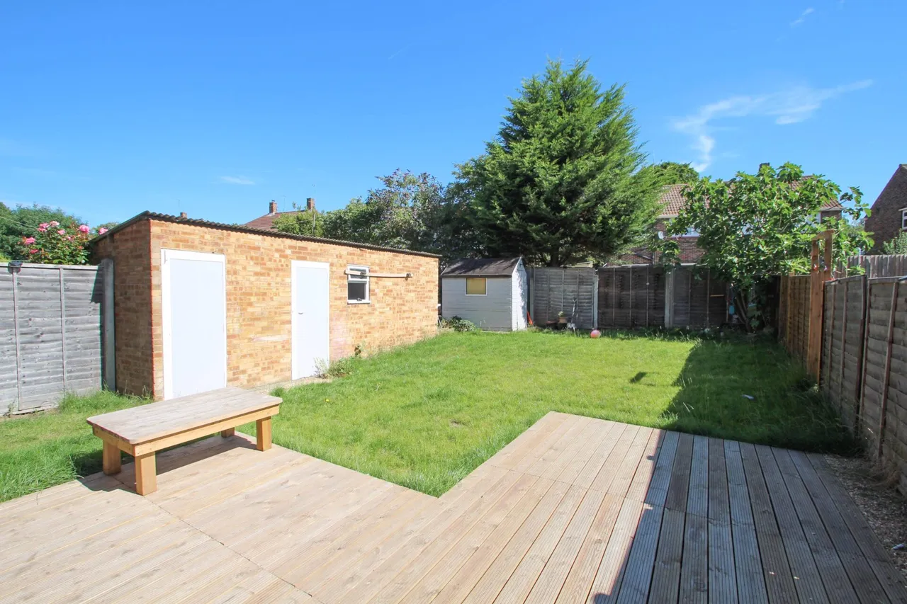 Elmstead Crescent, Welling, Kent, DA16, photo 8