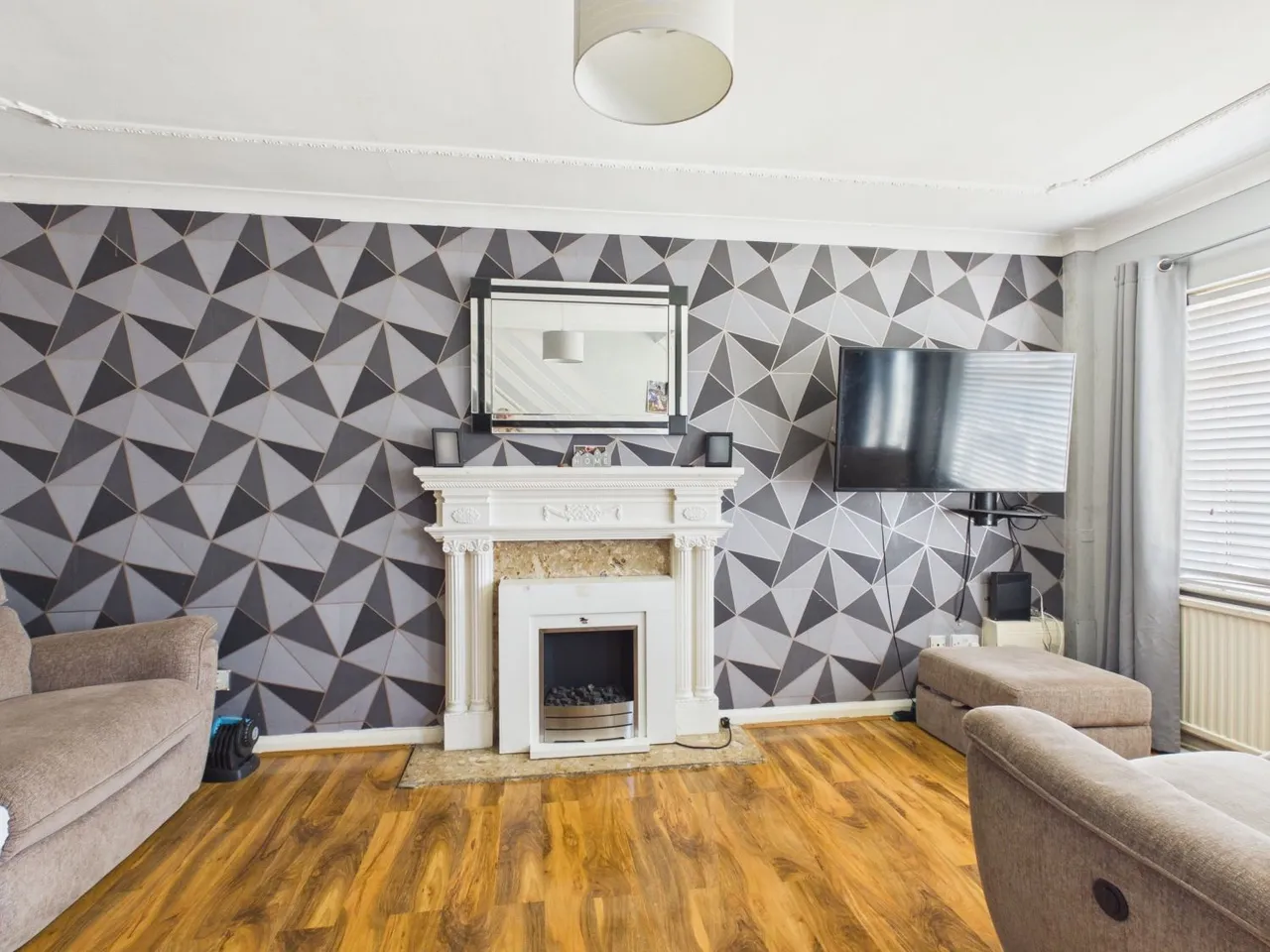 Sutton Drive, Droylsden, M43, photo 2