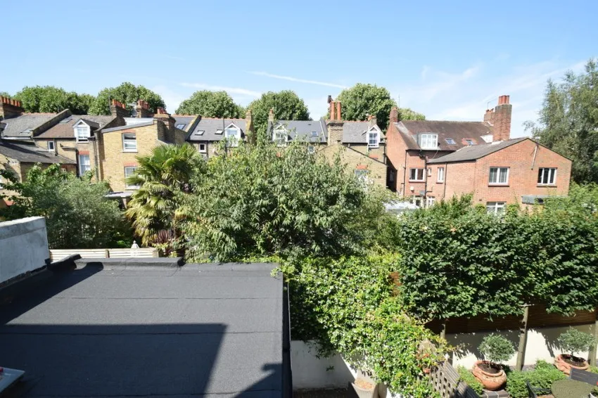 Upham Park Road, Chiswick, photo 2