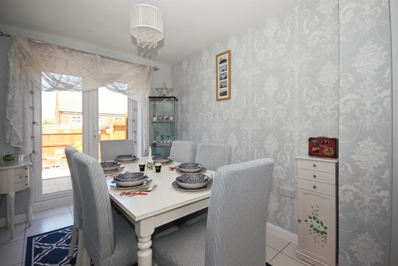 Hebe Way, Whitnash, Leamington Spa, photo 4