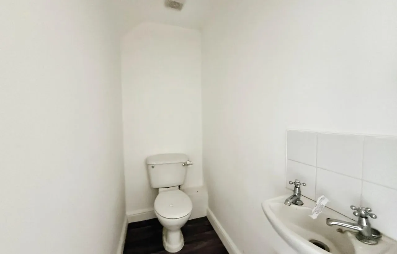 Lodge Court, Donnington Wood, TF2, photo 10