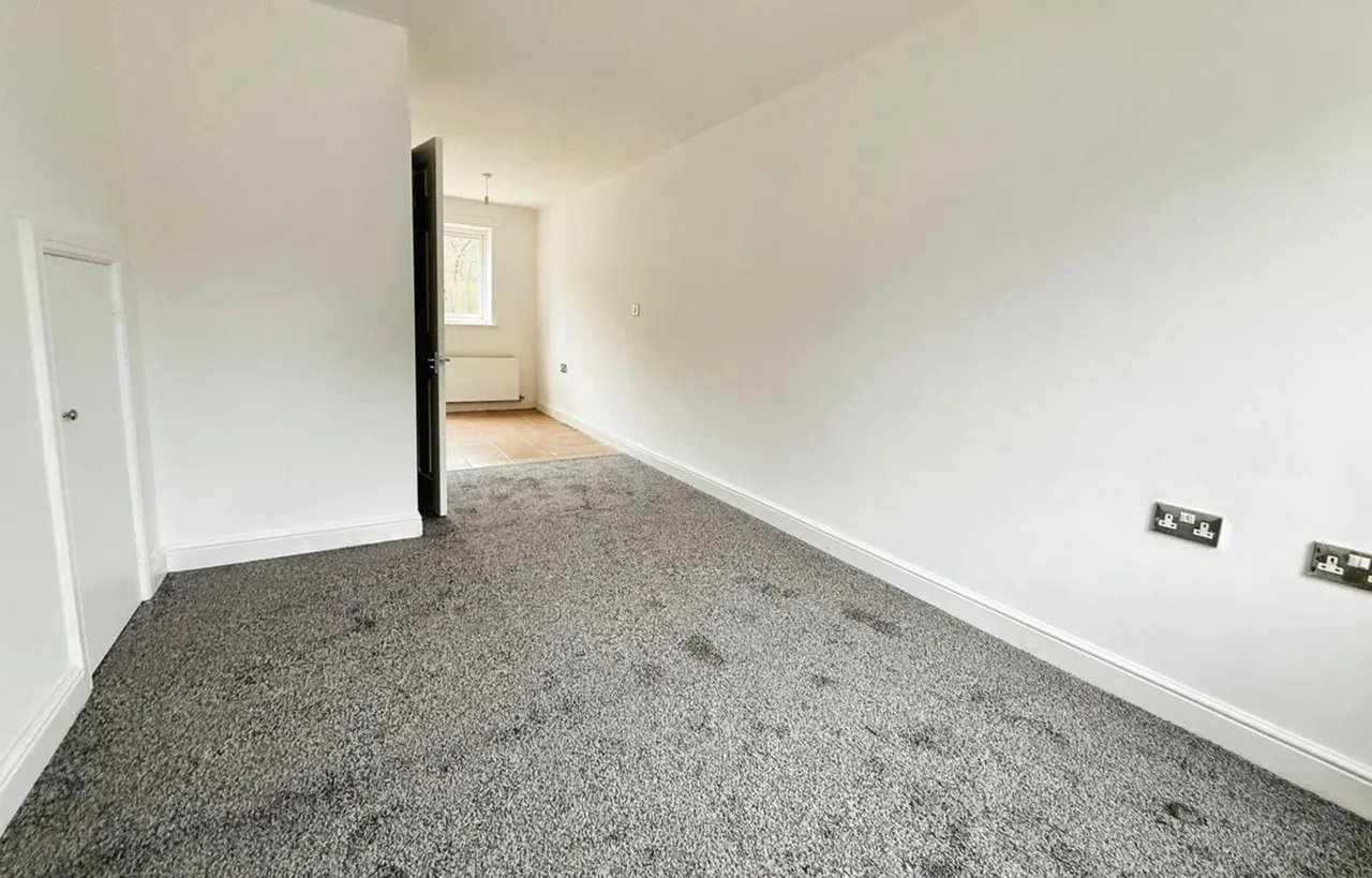 Lodge Court, Donnington Wood, TF2, photo 3