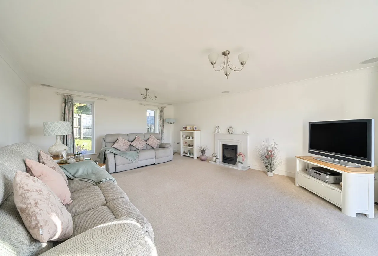 Bath Old Road, Radstock, BA3 3HF, photo 10