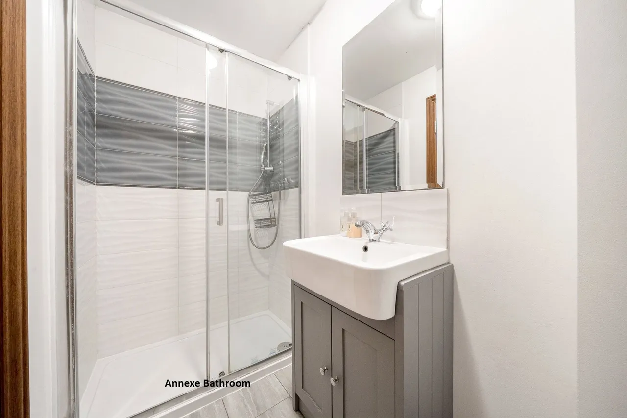 Northumberland Avenue, DA16, photo 15