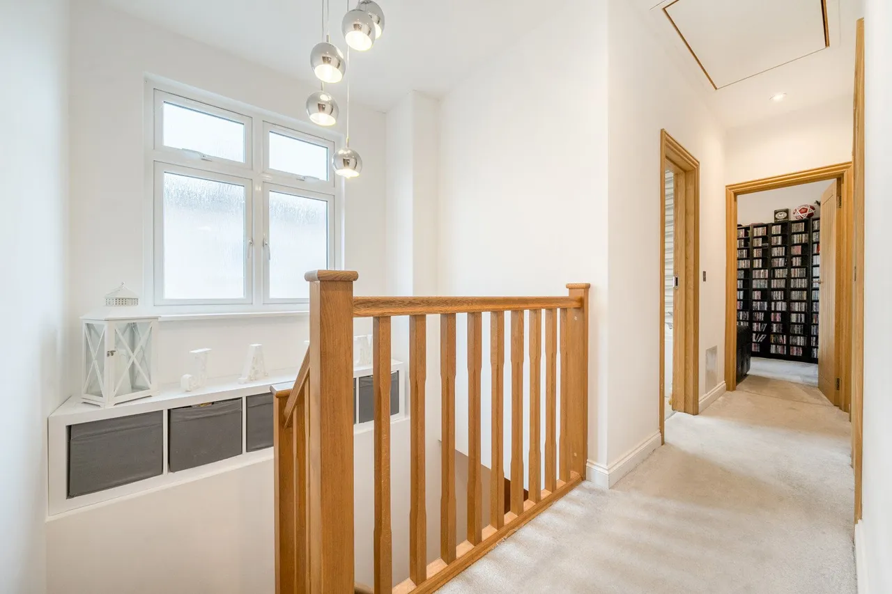 Northumberland Avenue, DA16, photo 12