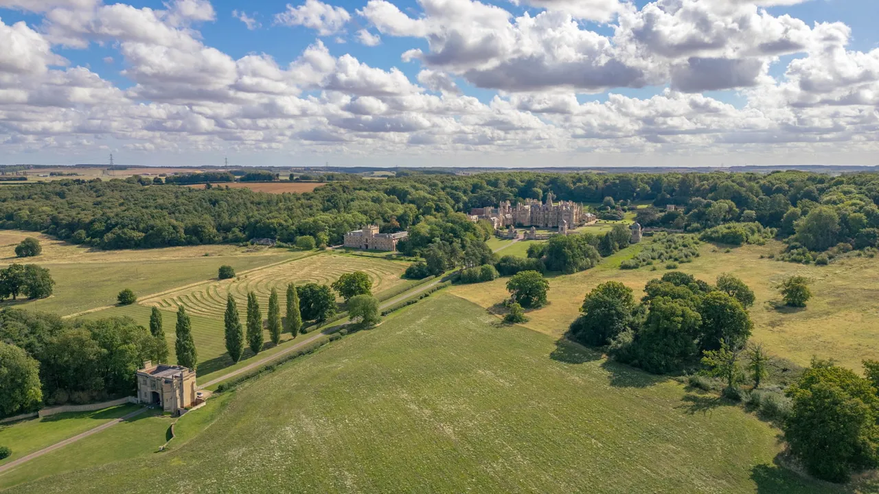 Woodland View on Manor Drive, Harlaxton, photo 31