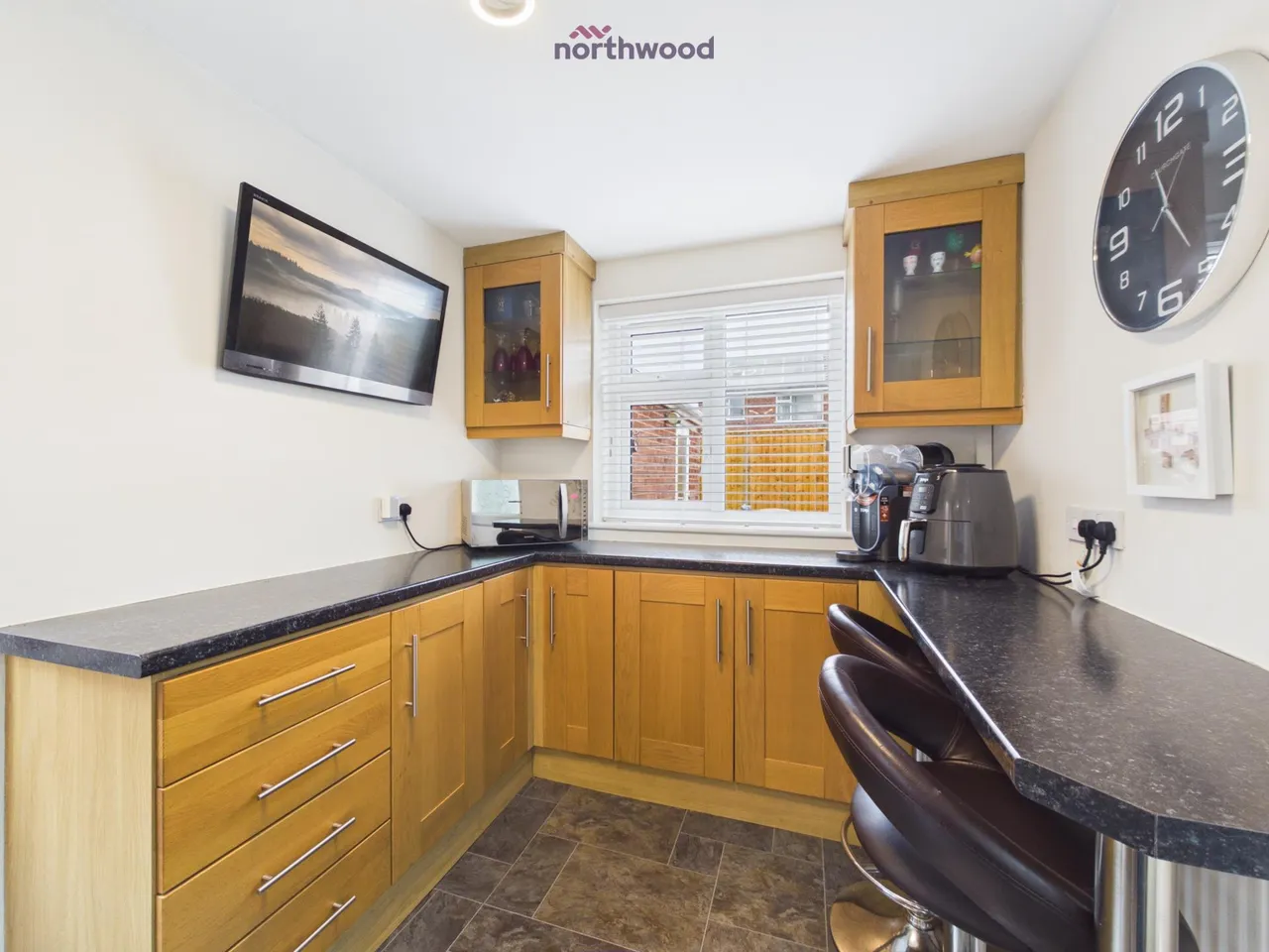 Denbigh Close, Wrexham, LL12, photo 10