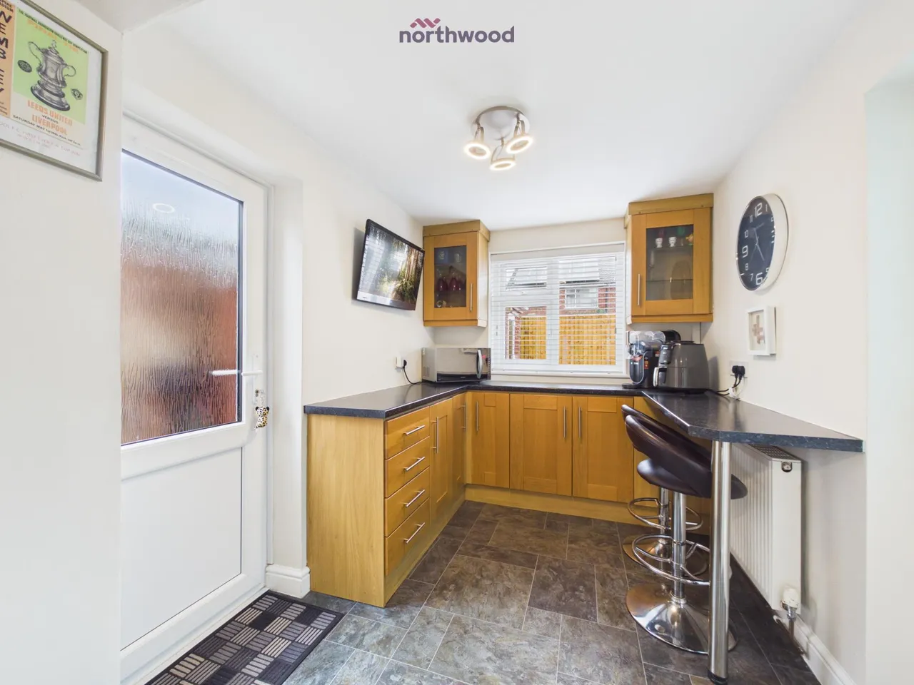 Denbigh Close, Wrexham, LL12, photo 9