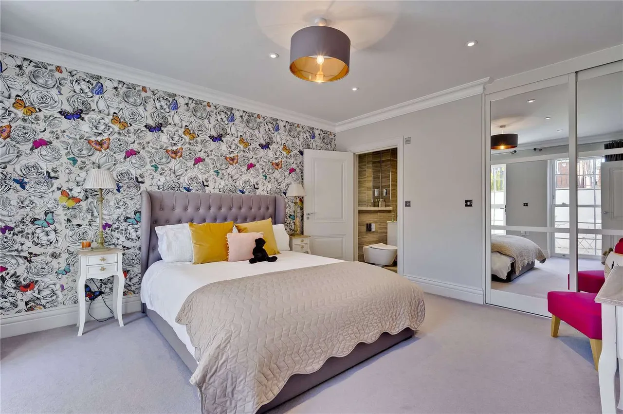 Alexandra Gate, 46A West Street, Reigate, Surrey, RH2 9DB, photo 8