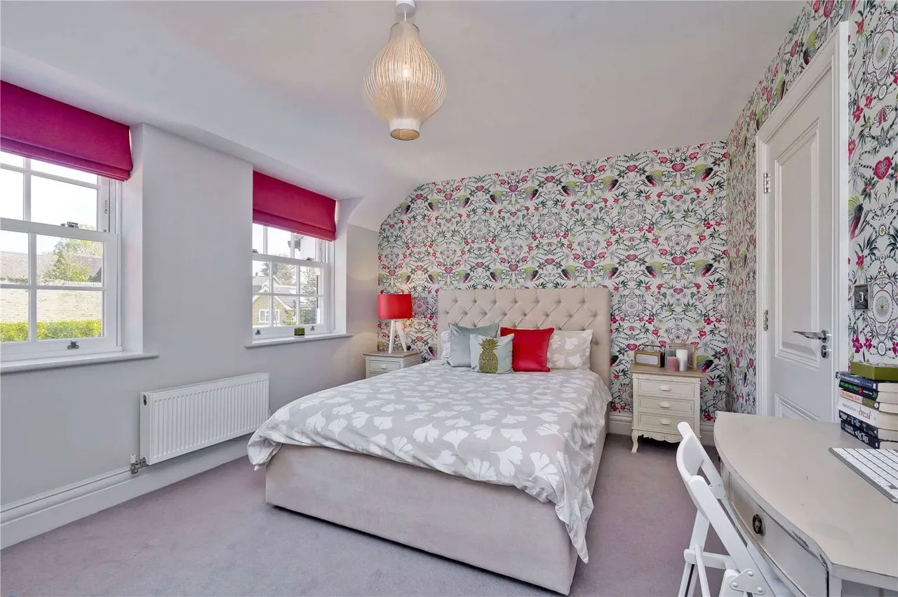 Alexandra Gate, 46A West Street, Reigate, Surrey, RH2 9DB, photo 10