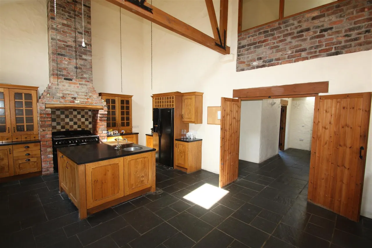 Magheralone Road, Ballynahinch, BT24, photo 7