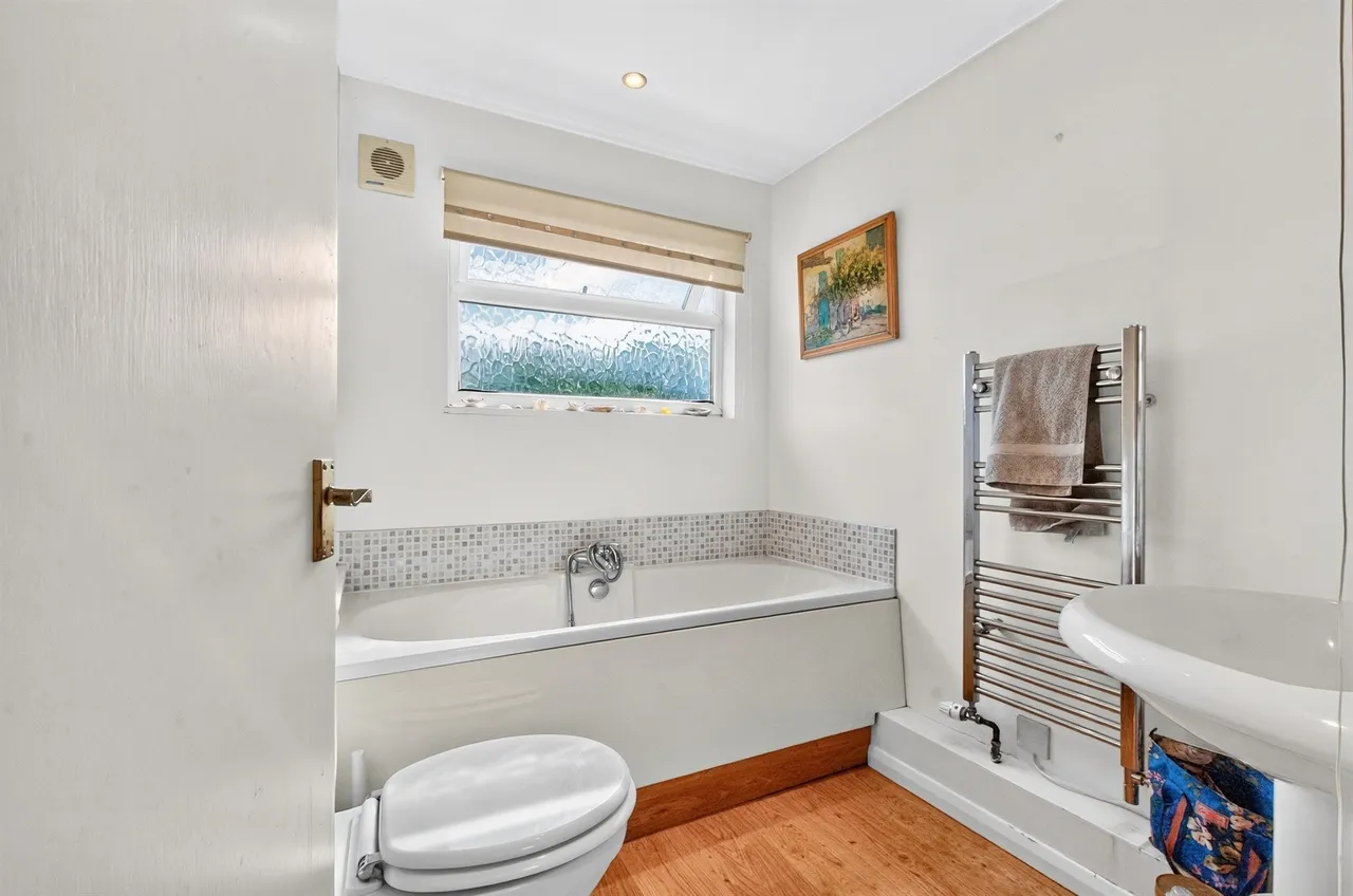 Garrard Way, Wheathampstead, AL4, photo 13