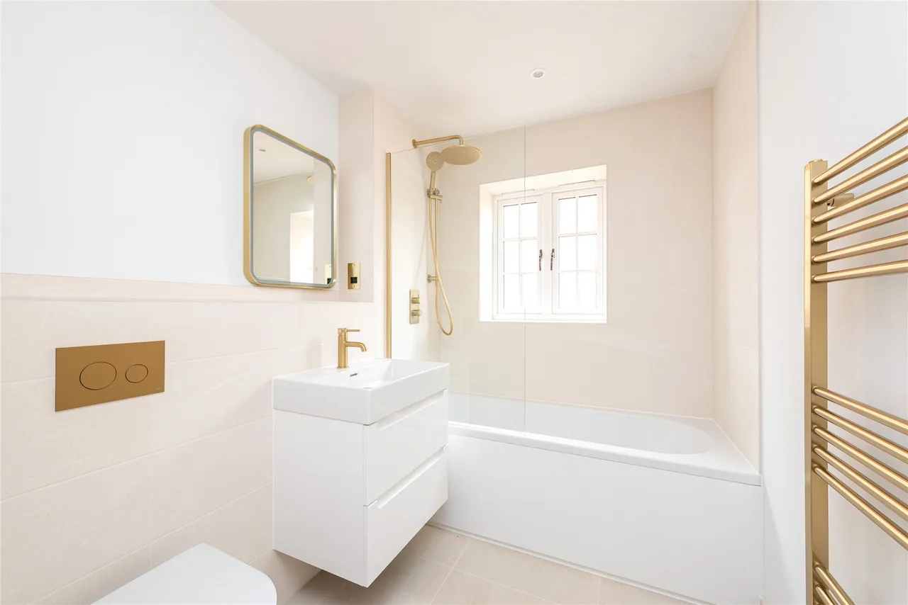 Hedgerow Gardens, Thornborough, MK18, photo 4