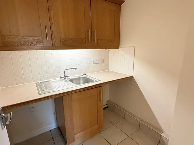 Ringwood, BH24, photo 4