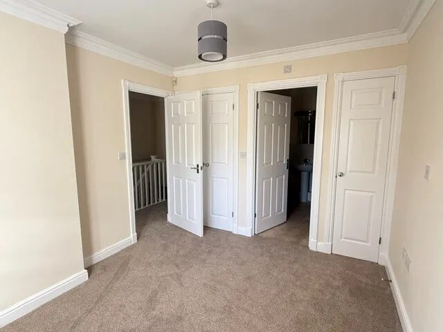 Ringwood, BH24, photo 11