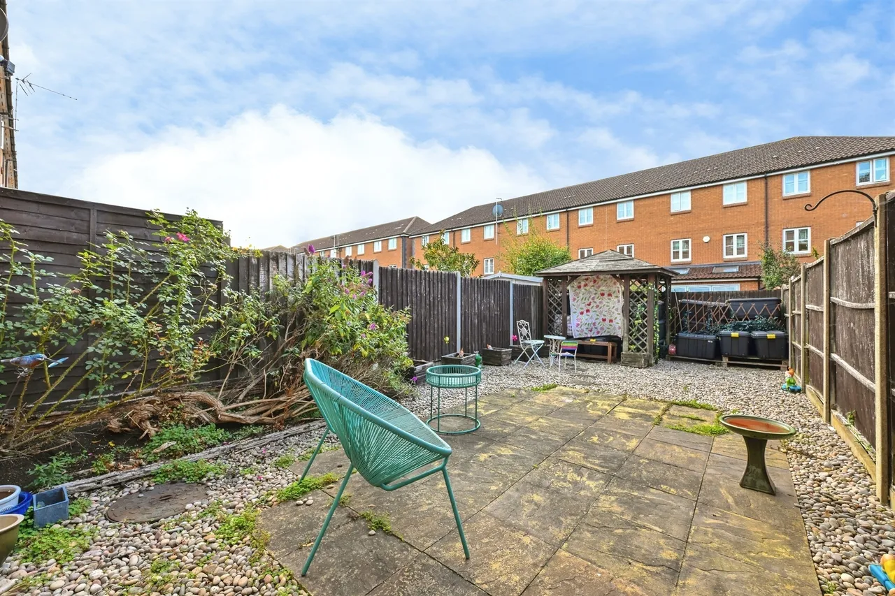 Purdom Road, Welwyn Garden City, AL7, photo 16