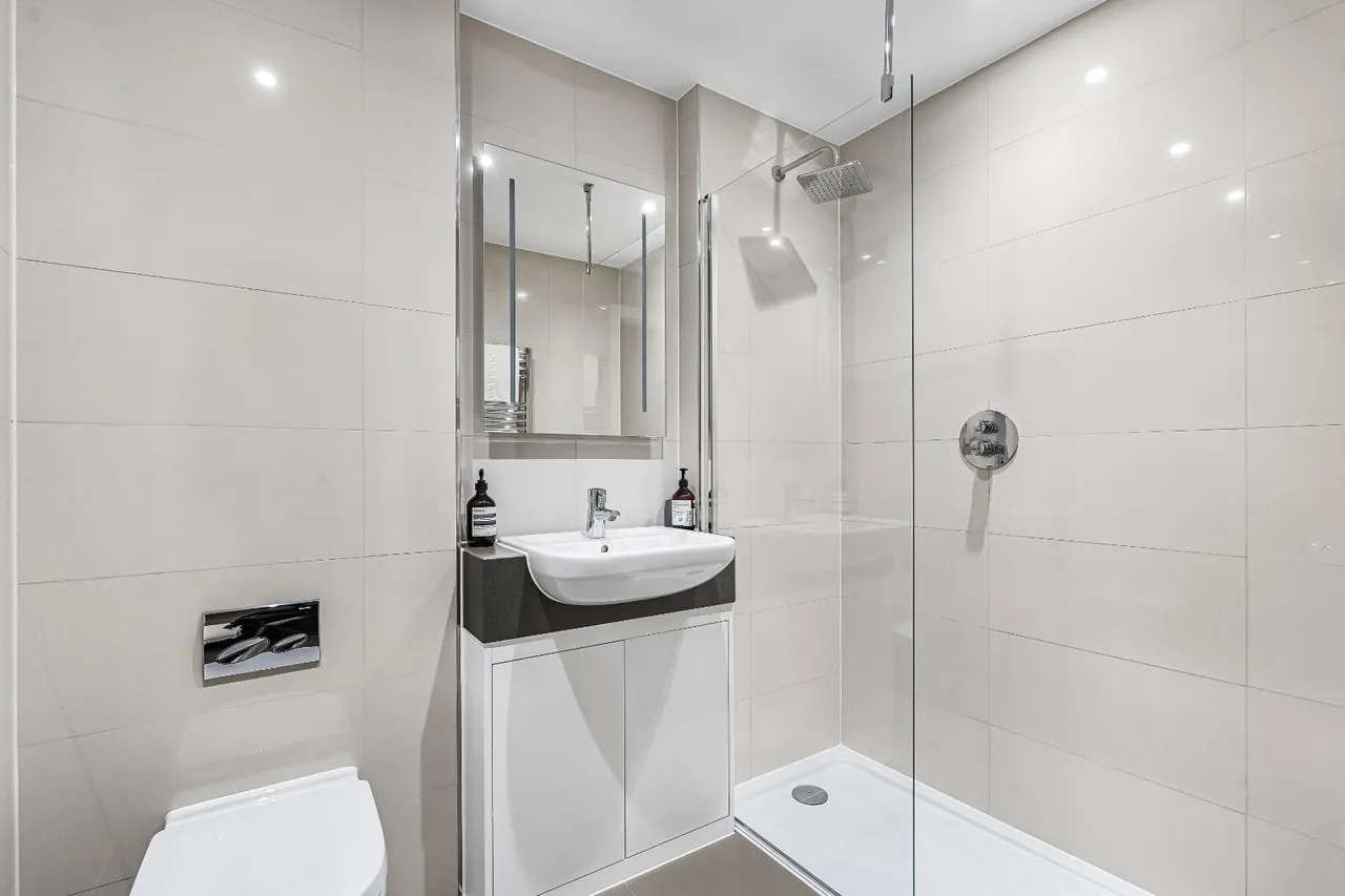 Glenthorne Road, London, W6, photo 13
