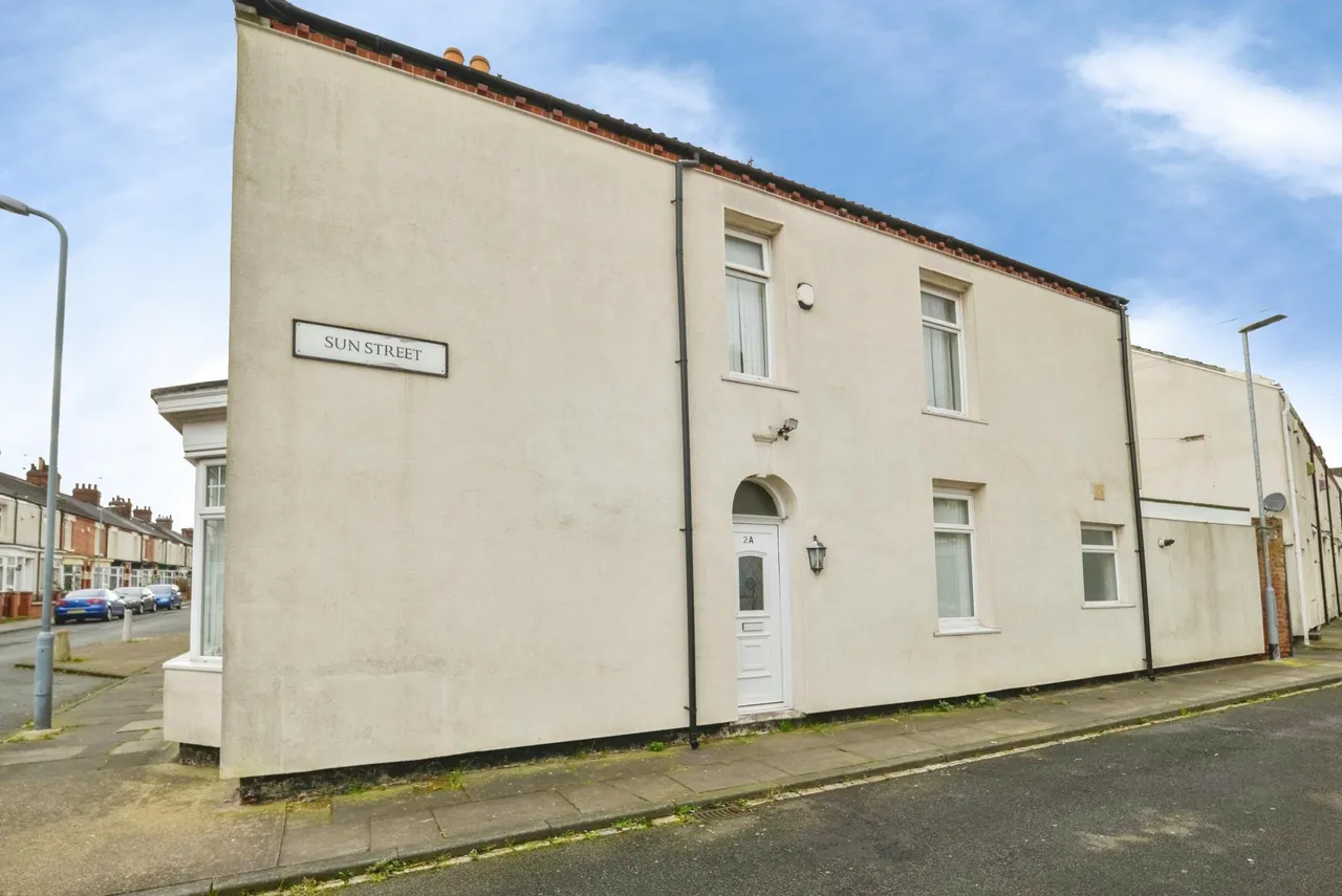 2 bed house for sale, Sun Street, Stockton-on-tees, TS18