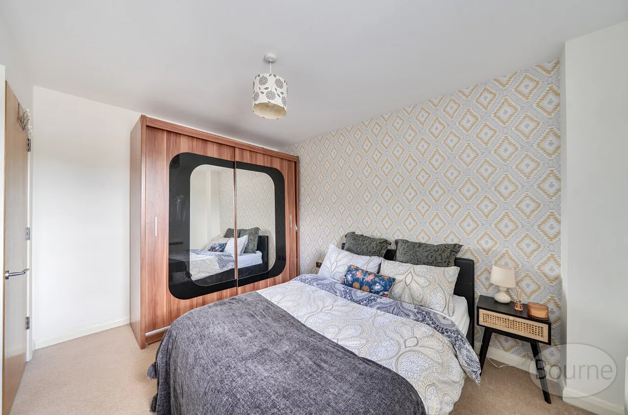 New Zealand Avenue, Walton-On-Thames, KT12, photo 10