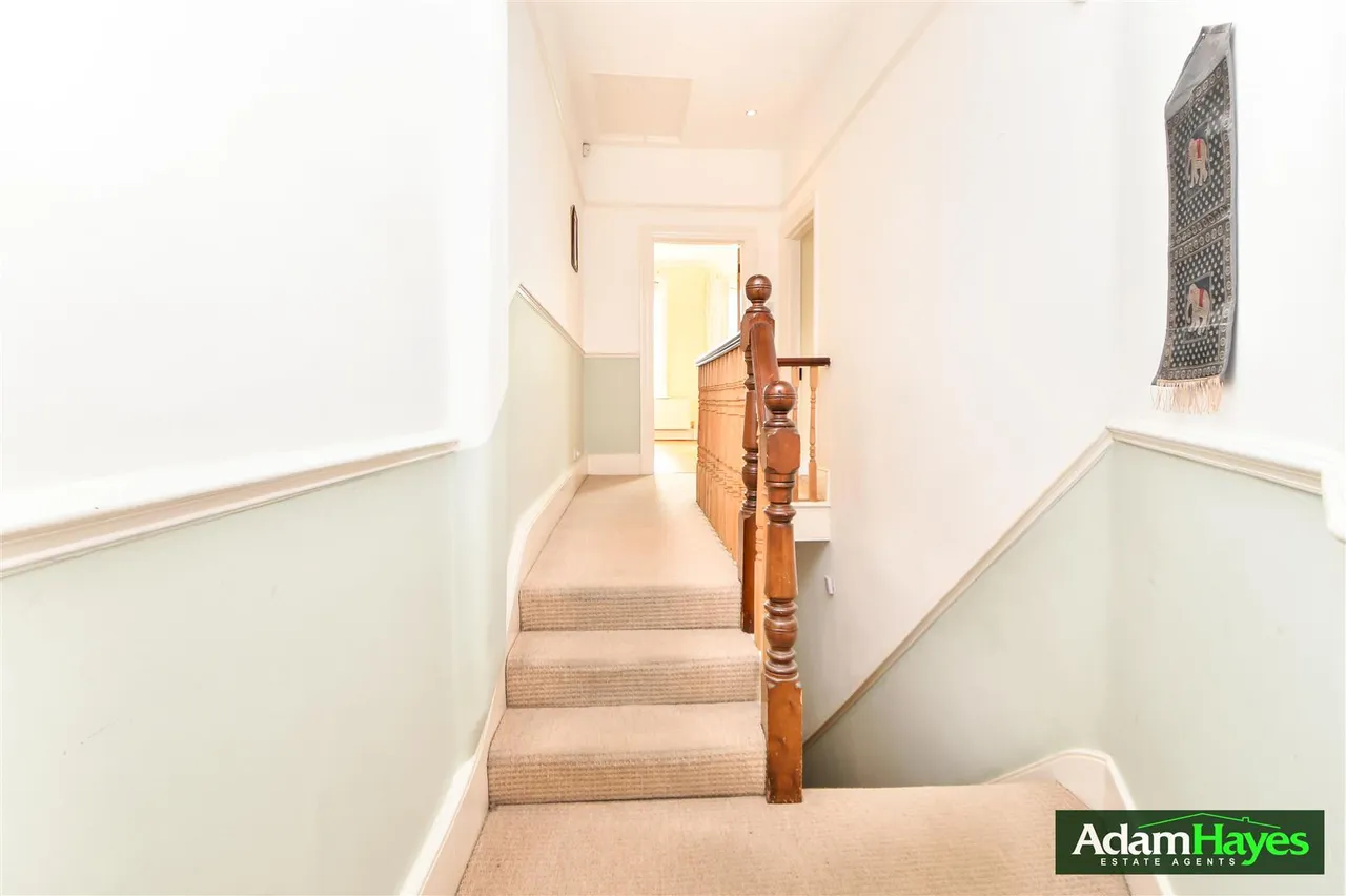 Nether Street, North Finchley, N12, photo 10