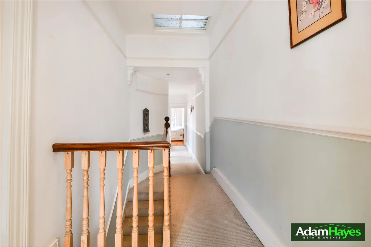 Nether Street, North Finchley, N12, photo 9