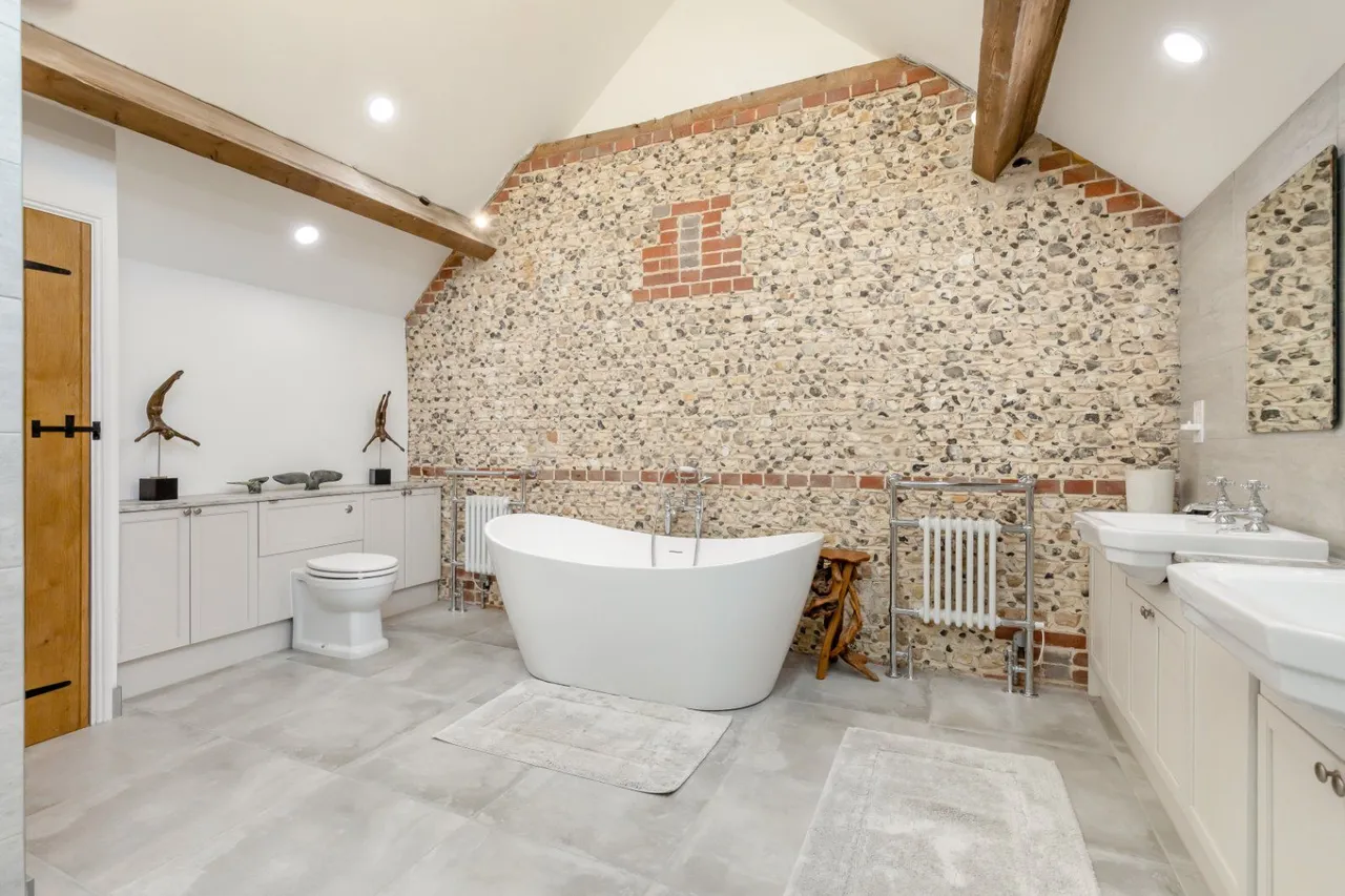 Chilgrove Road, Lavant, PO18, photo 20