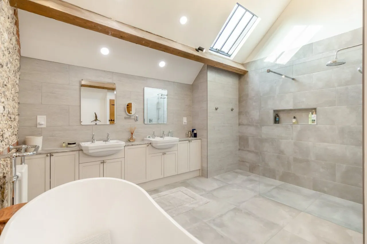 Chilgrove Road, Lavant, PO18, photo 21