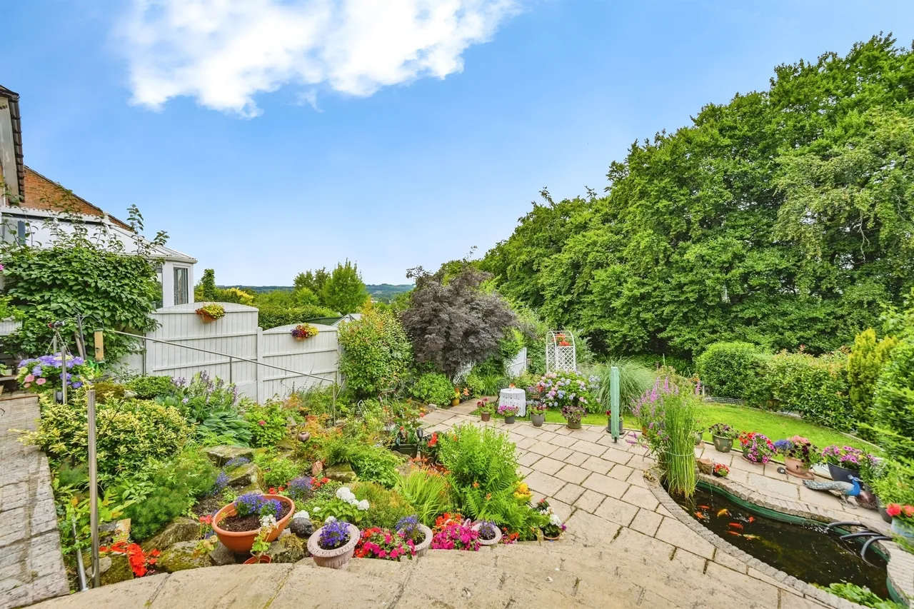 Peak View Drive, Ashbourne, DE6, photo 18