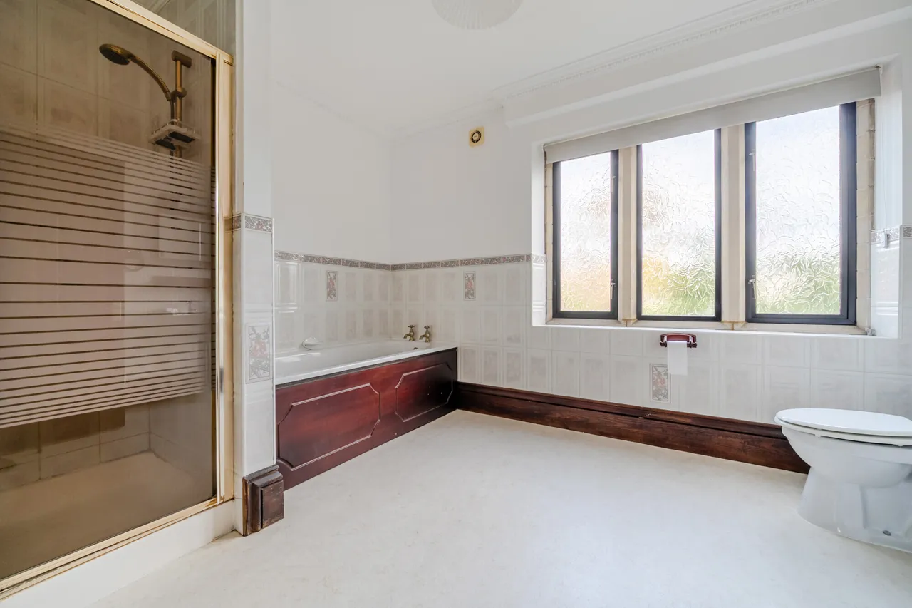 Eldon Road, Cheltenham, GL52, photo 11