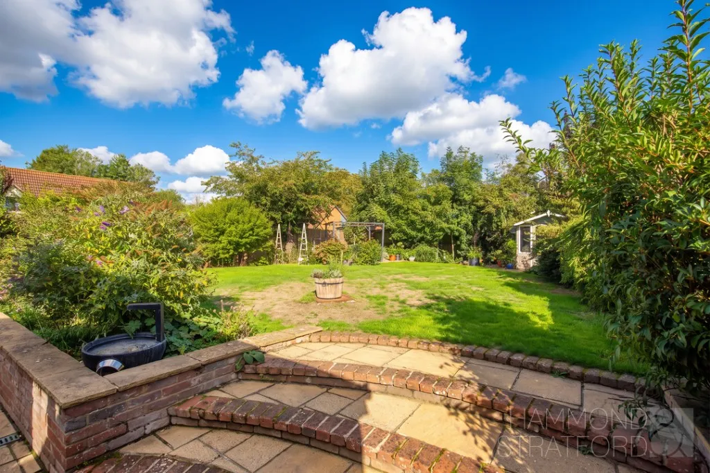 Penhill Road, Great Ellingham, photo 23