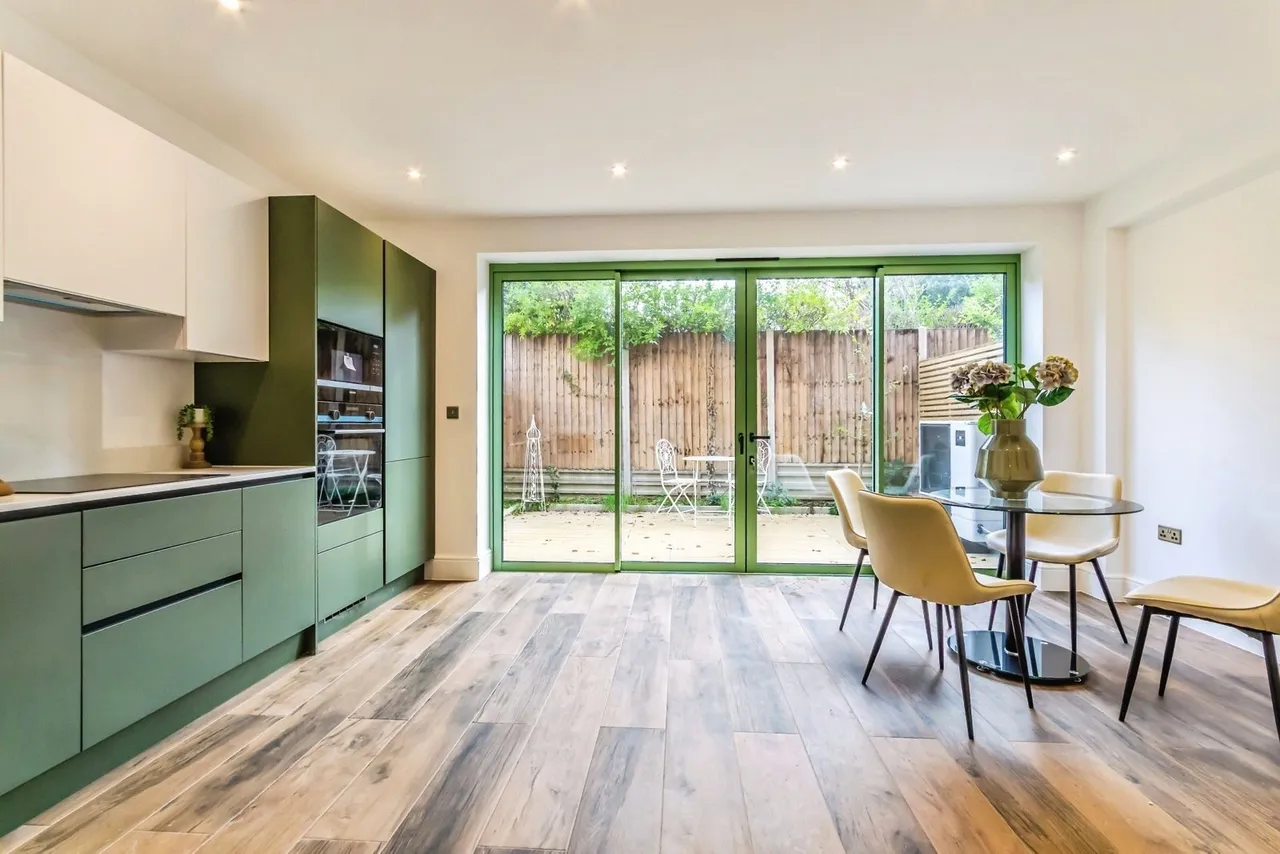 4 bed house for sale — North Down, South Croydon, CR2