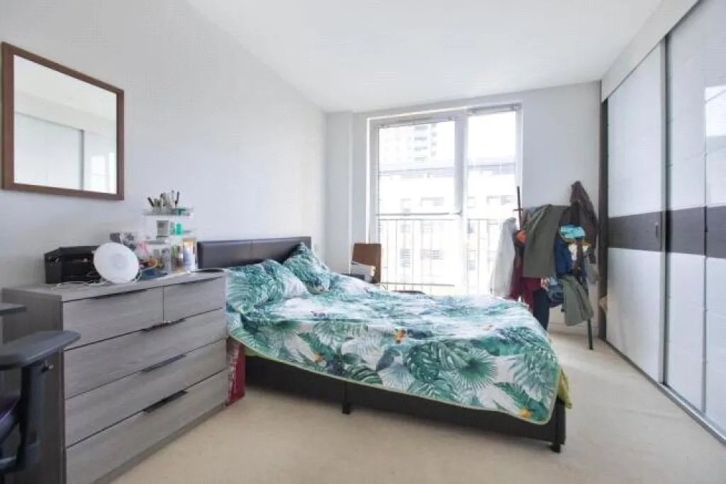 Grand Canal Avenue, Surrey Quays, SE16, photo 5