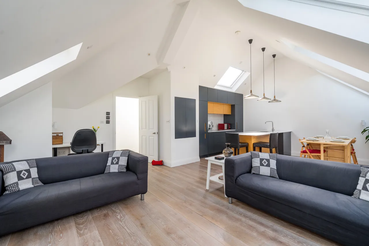 Granville Gardens, Ealing, W5, photo 2