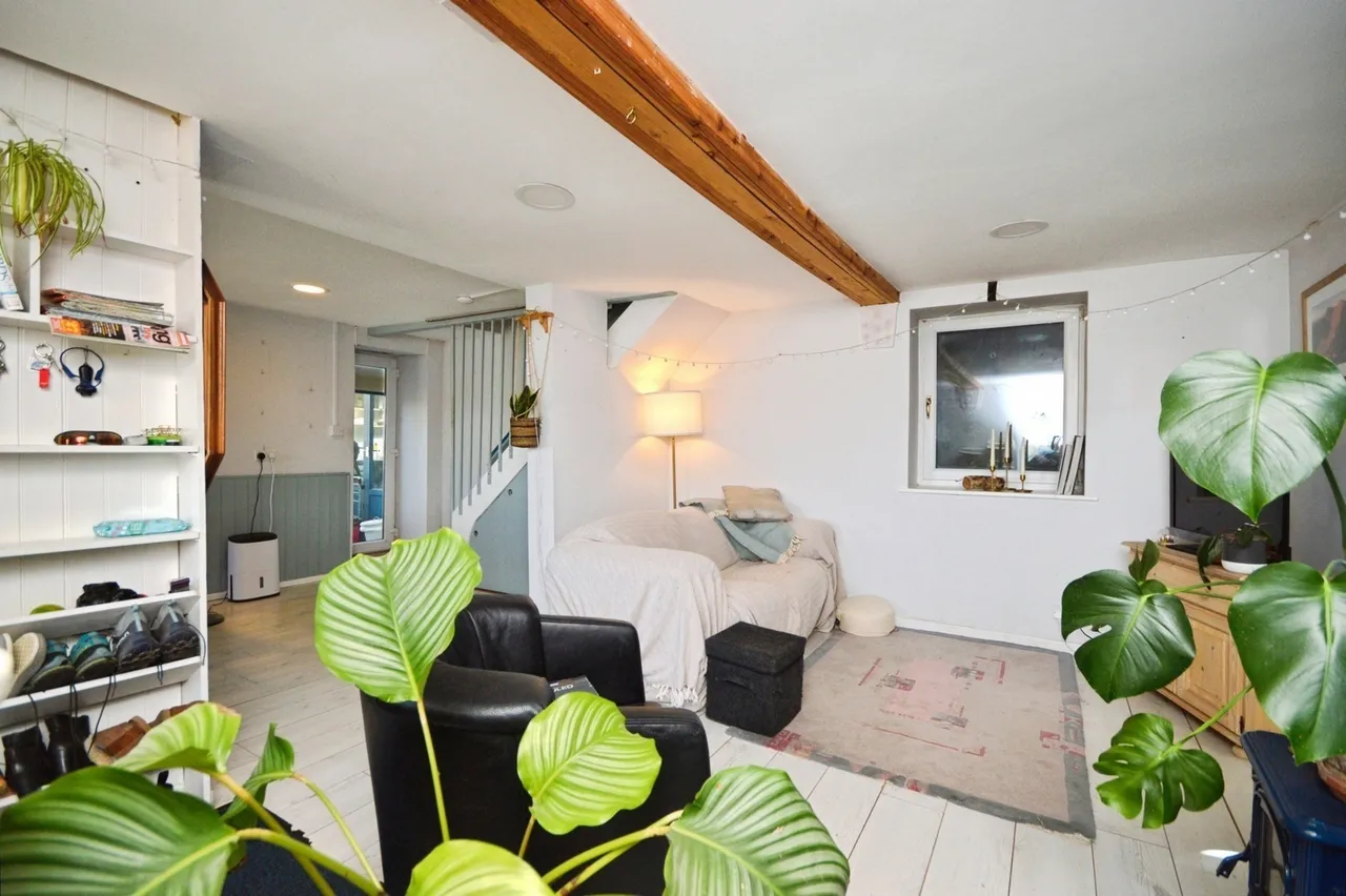 Caernarfon Road, Y Felinheli, LL56, photo 24