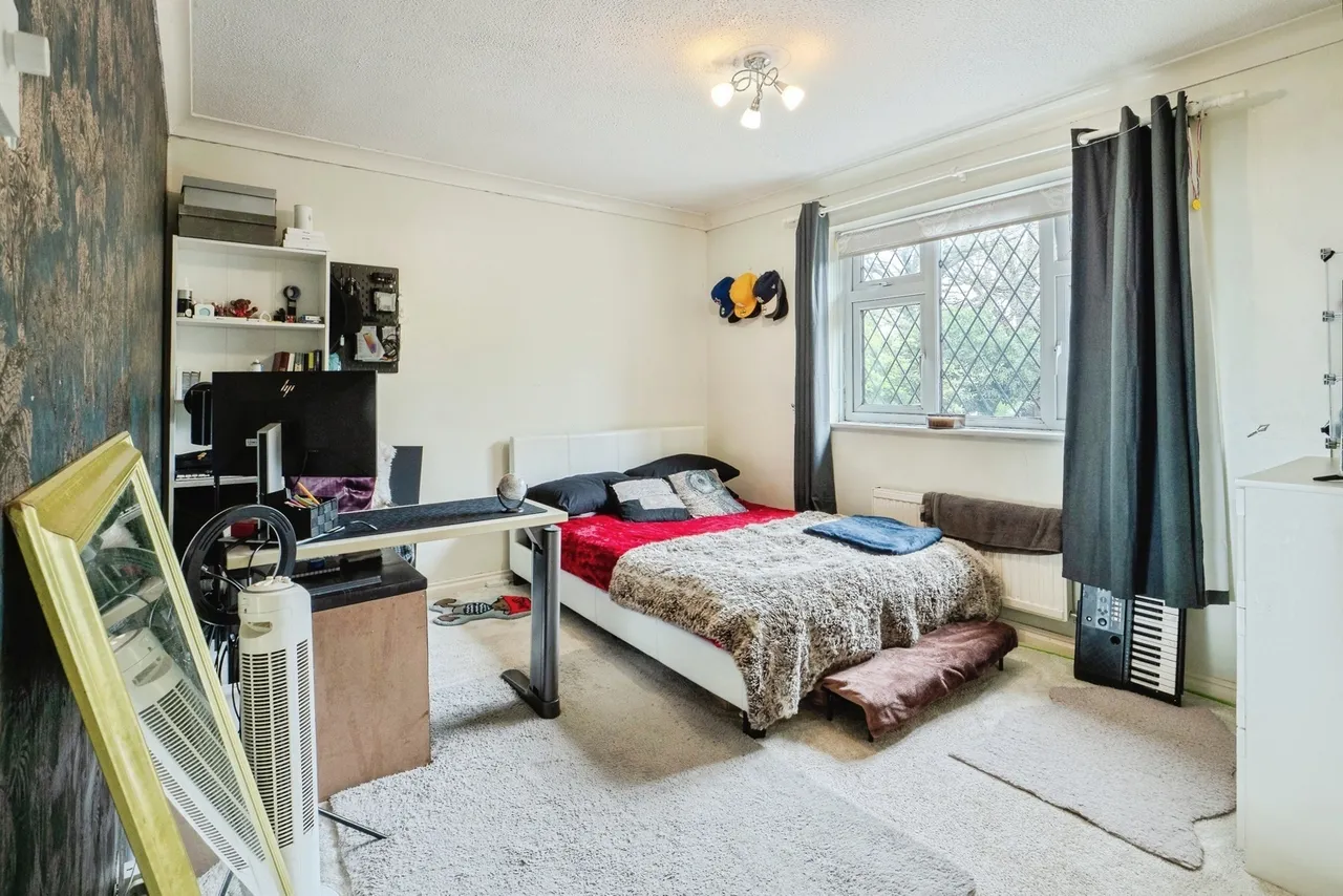 Gleneagles, Tamworth, Staffordshire, B77, photo 17