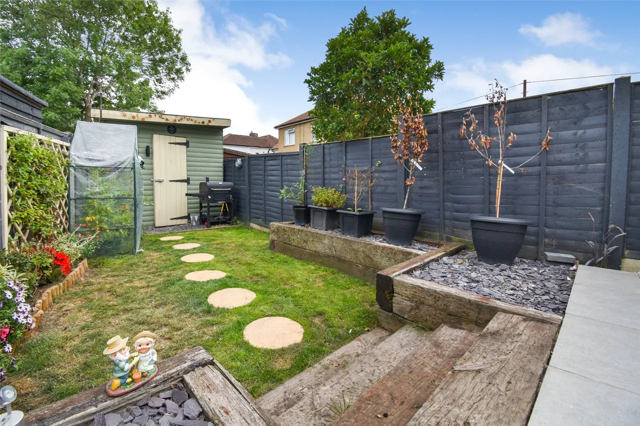 Clive Road, Aldershot, Hampshire, GU12 4RE, photo 4