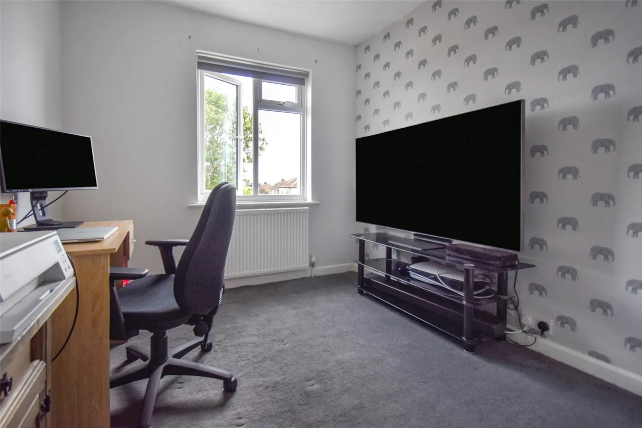 Clive Road, Aldershot, Hampshire, GU12 4RE, photo 8