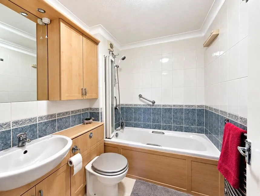 Brambledown Road, Wallington, SM6, photo 6