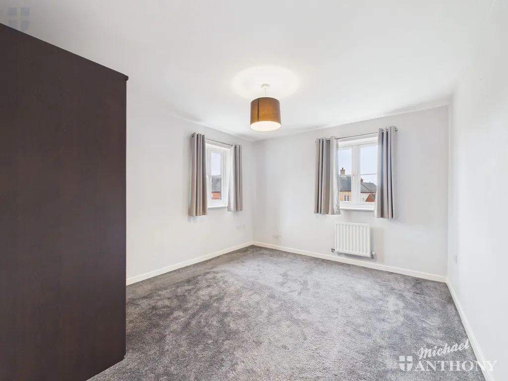 Cardinal Drive, Aylesbury, HP18 0XD, photo 4