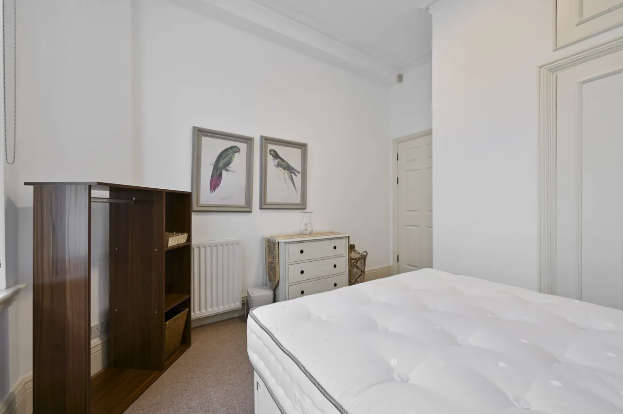 7 Crusader House, 14 Pall Mall, London, photo 8