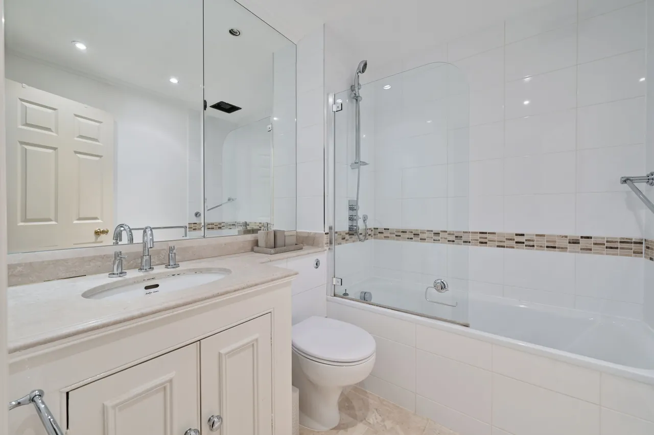 7 Crusader House, 14 Pall Mall, London, photo 11