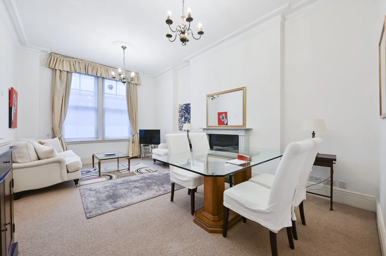 1 bed flat to rent — 7 Crusader House, 14 Pall Mall, London